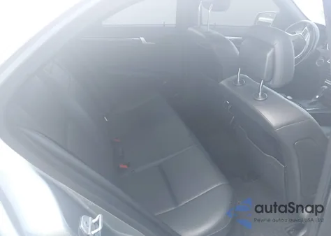 2013 Mercedes-Benz C 350 Sport из США, поврежденный, VIN WDDGF5HB3DR291164